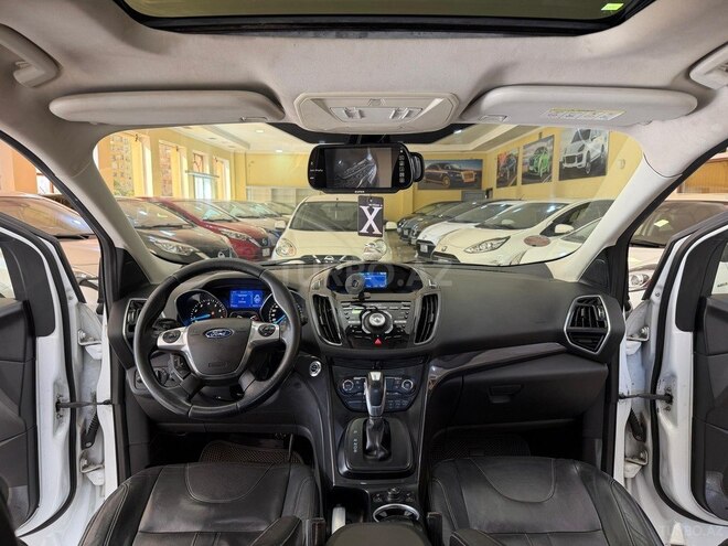 Ford Kuga-12