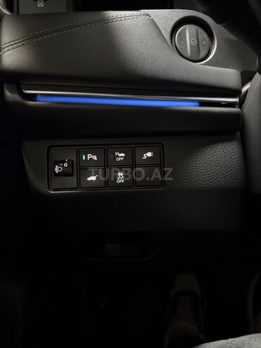 Honda e:NS1-10