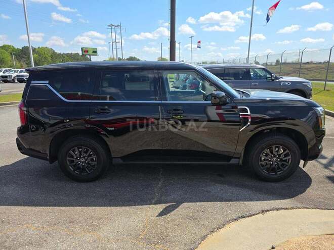 Nissan Armada-2