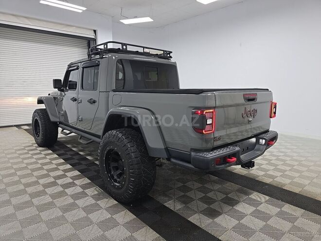 Jeep Gladiator-2