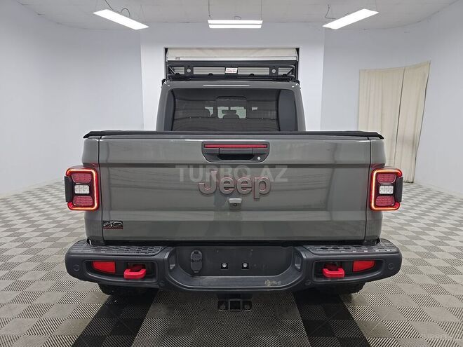 Jeep Gladiator-6