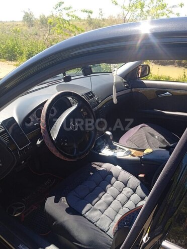Mercedes E 220-5
