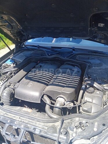 Mercedes E 220-8