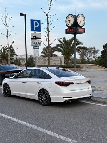 Hyundai Sonata-9