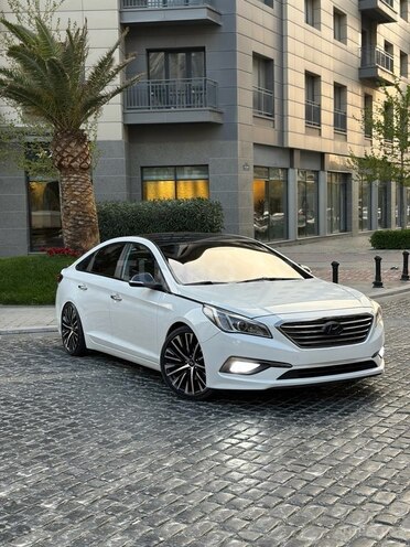 Hyundai Sonata-11