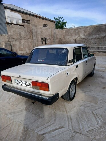 LADA (VAZ) 2107-4