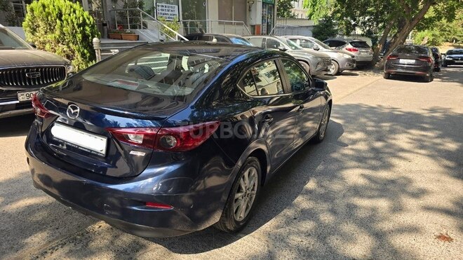 Mazda 3-4