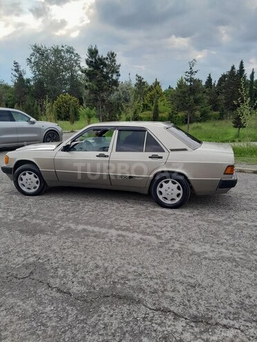 Mercedes 190-3