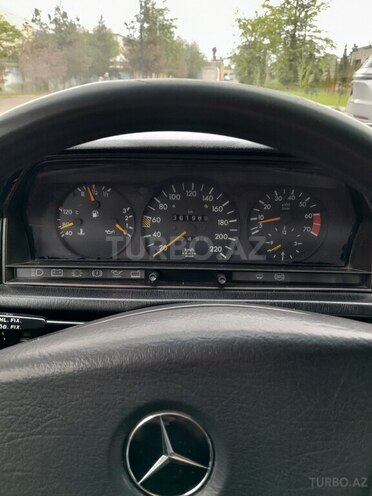 Mercedes 190-9