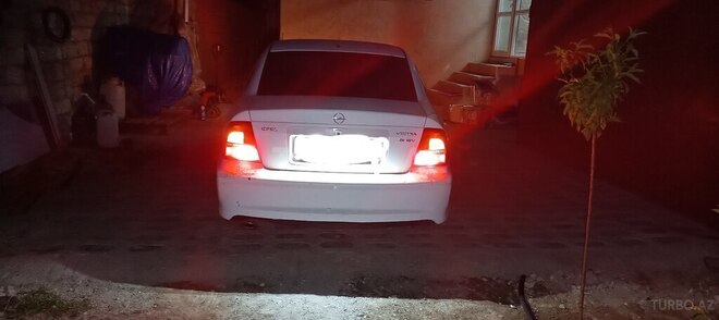 Opel Vectra-16