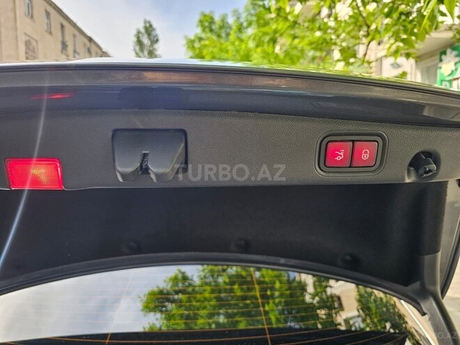 Mercedes E 220 d-8
