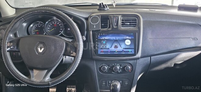 Renault Logan-5