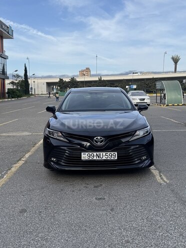 Toyota Camry-1