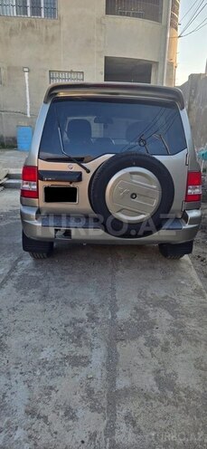 Mitsubishi Pajero io-2
