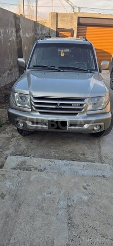Mitsubishi Pajero io-1