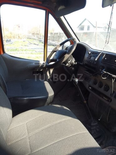 Ford Transit-5