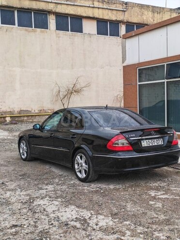 Mercedes E 220-3