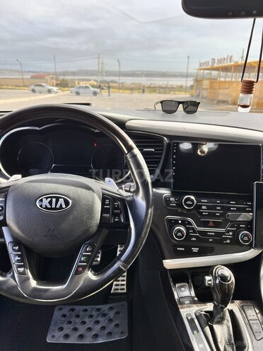 Kia Optima-11