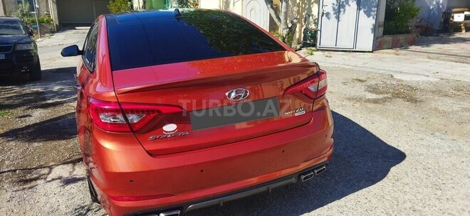 Hyundai Sonata-2