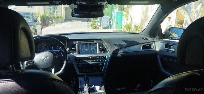 Hyundai Sonata-3