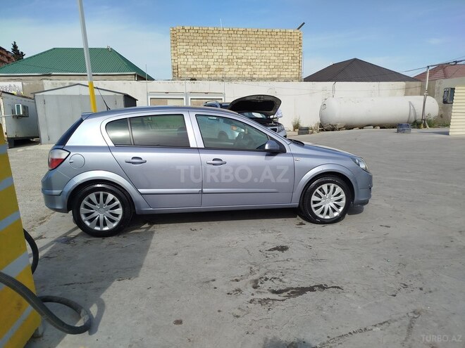 Opel Astra-11