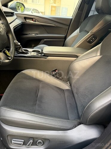 Toyota Camry-14