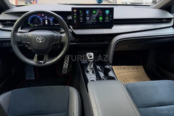 Toyota Camry-11