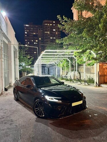 Toyota Camry-3