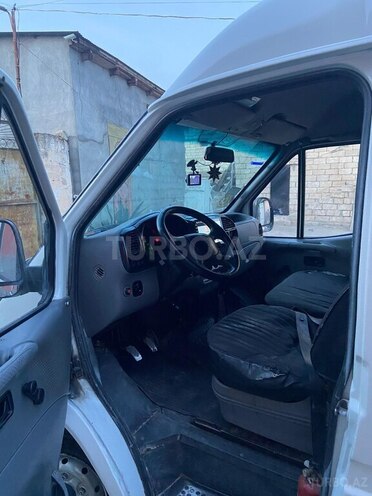 Ford Transit-3
