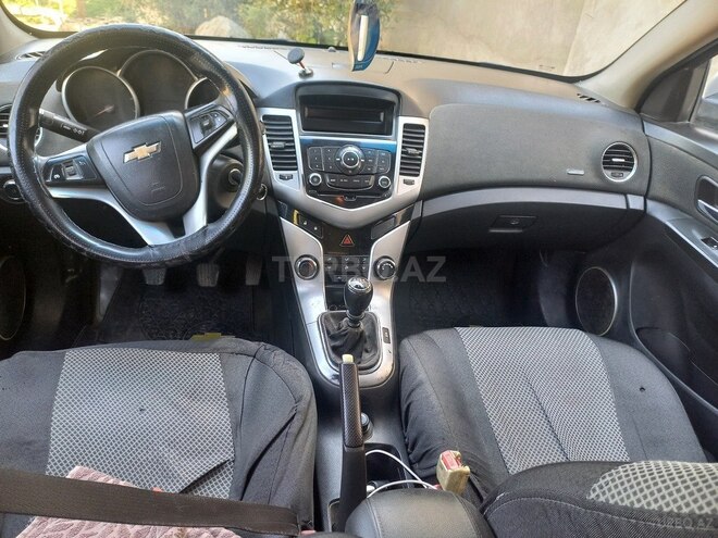 Chevrolet Cruze-3