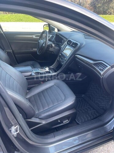 Ford Fusion (North America)-6