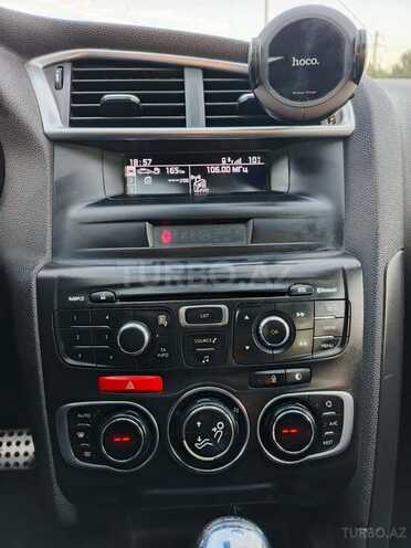 Citroen DS4-10