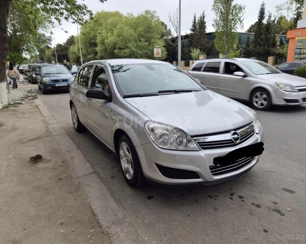 Opel Astra-2