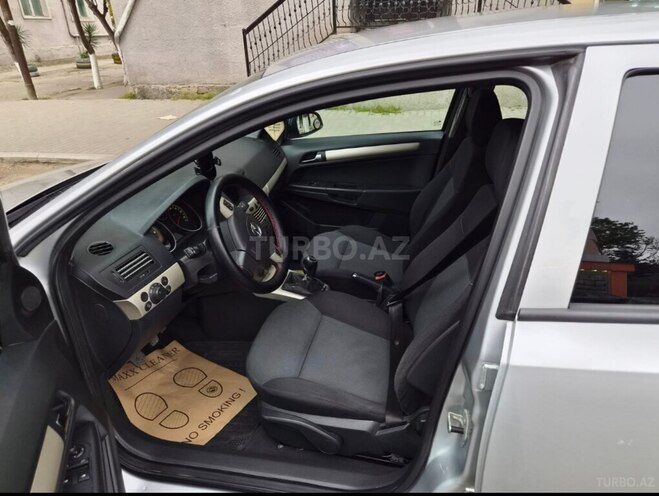 Opel Astra-7