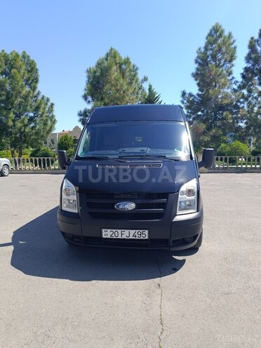 Ford Transit-1