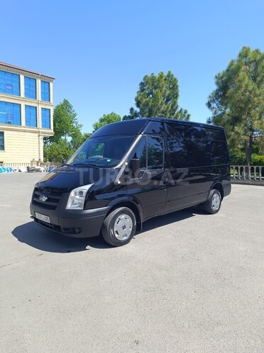 Ford Transit-2