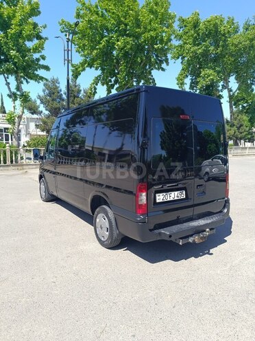 Ford Transit-7
