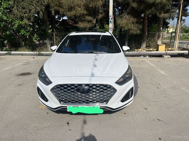Hyundai Sonata-1