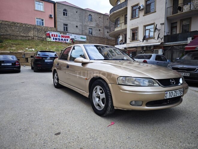 Opel Vectra-2
