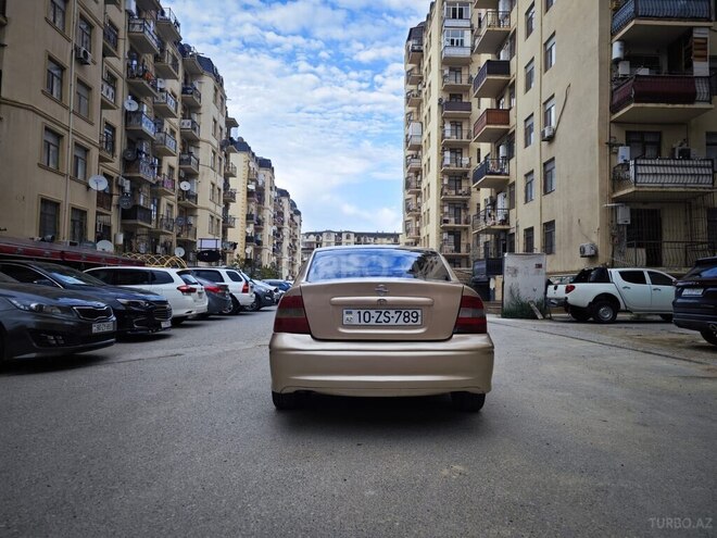 Opel Vectra-4