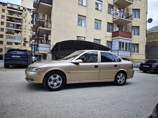 Opel Vectra-5