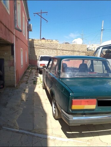 LADA (VAZ) 2107-4
