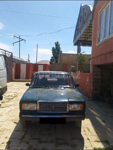 LADA (VAZ) 2107-1