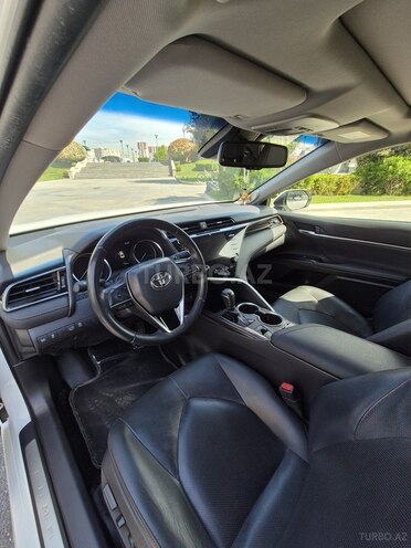 Toyota Camry-4