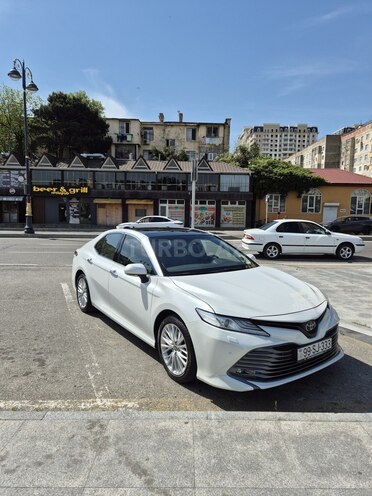 Toyota Camry-8