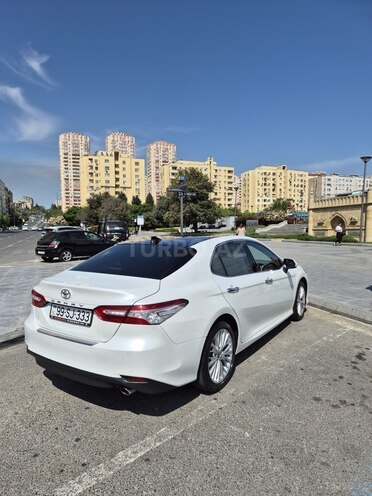 Toyota Camry-7