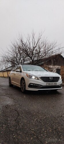 Hyundai Sonata-2