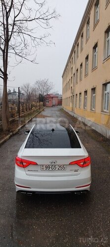 Hyundai Sonata-5