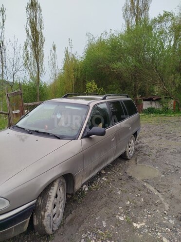 Opel Astra-3