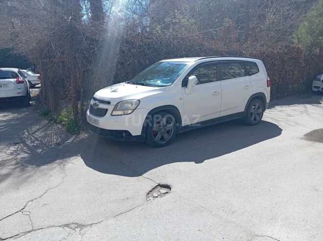 Chevrolet Orlando-5